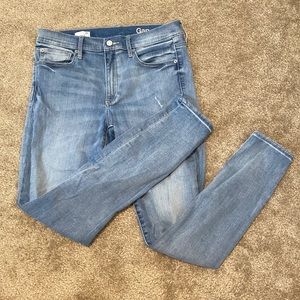 Gap true skinny jeans